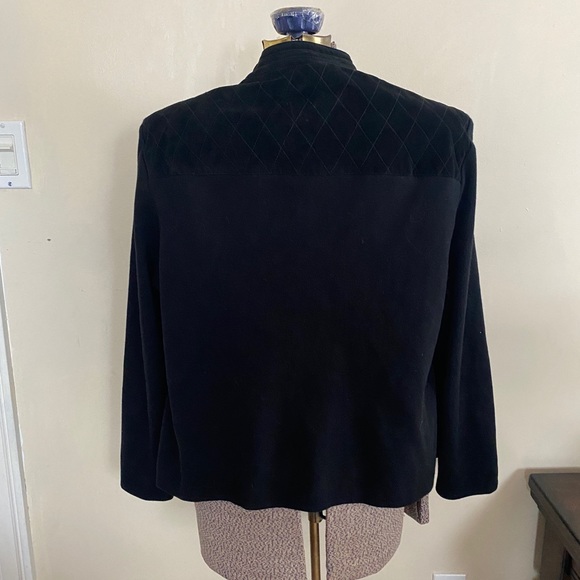 Real Suede Leather Peter Nygard Coat - Picture 6 of 9